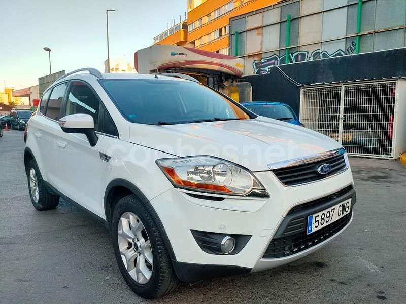 Blanco Usado 2010 Ford Kuga Titanium SUV | 7700 € (Precio justo) - Imagen 1/4