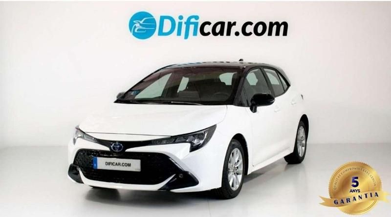 Usado Toyota Corolla Active 140 CV (102 kW) 2023 Blanco Berlina
