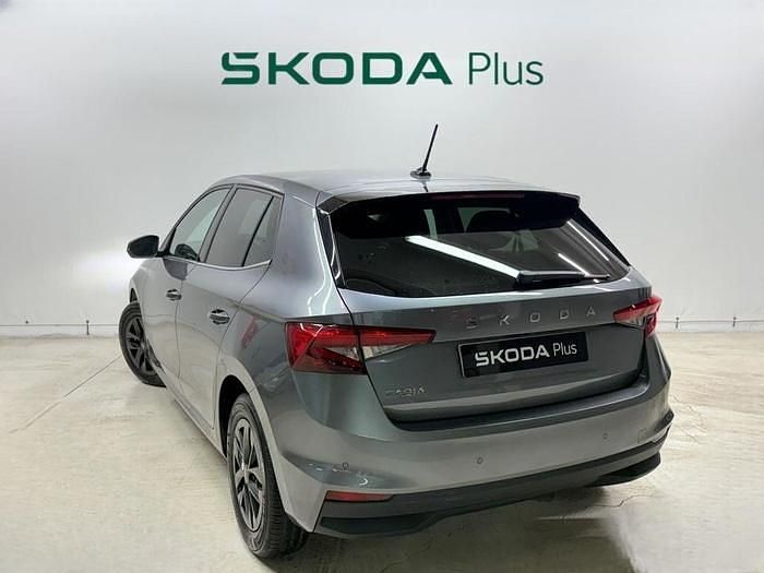Usado Skoda Fabia Selection 115 CV (84 kW) 2025 Gris Utilitario