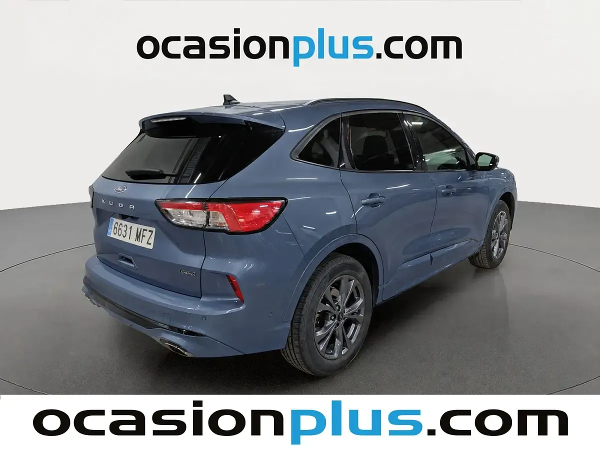 Usado Ford Kuga ST-Line 226 CV (166 kW) 2023 Azul SUV
