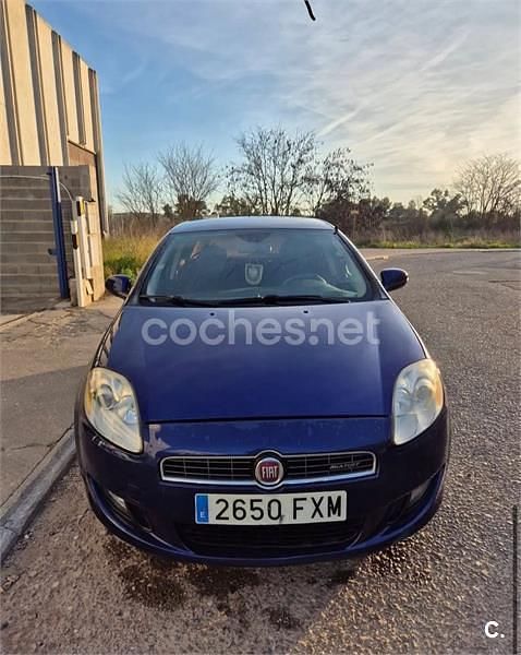 Azul Usado 2007 Fiat Bravo Emotion Utilitario | 3200 € (Precio justo) - Imagen 1/4