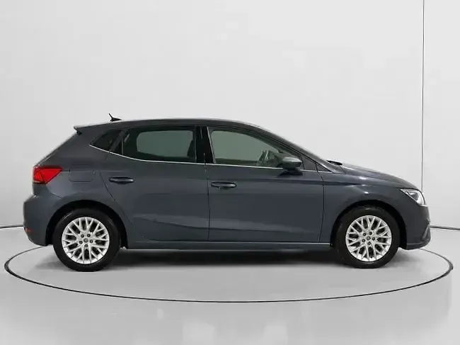 Usado Seat Ibiza XCELLENCE 116 CV (85 kW) 2025 Gris Utilitario