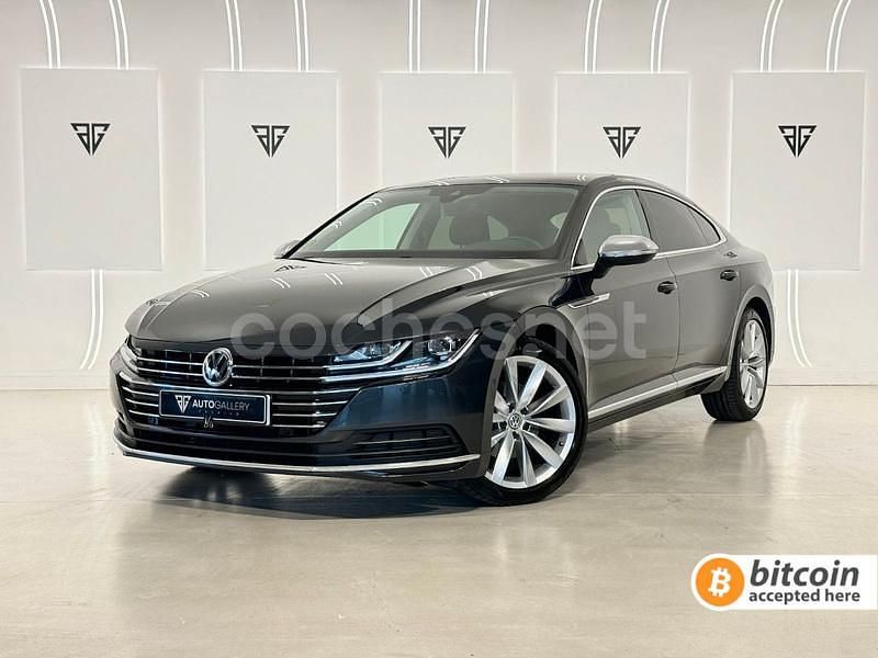 Gris / plata Usado 2018 VW Arteon Elegance Berlina | 22.900 € (Precio justo) - Imagen 1/4