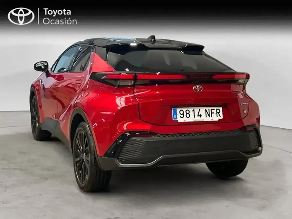 Usado Toyota C-HR Sport 223 CV (164 kW) 2025 Rojo SUV