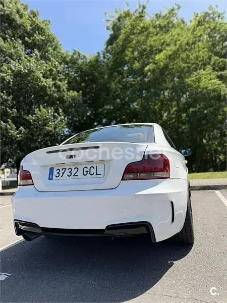 Usado BMW 120 Sport Line 177 CV (130 kW) 2008 Blanco Utilitario