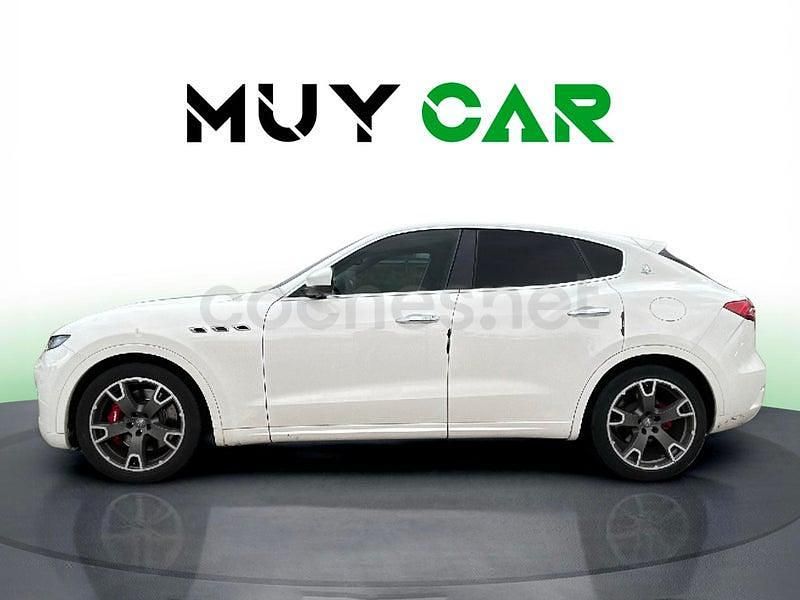 Usado Maserati Levante 430 CV (316 kW) 2016 Blanco SUV