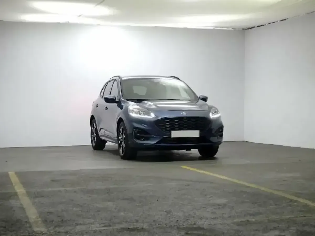 Usado Ford Kuga ST-Line X 150 CV (110 kW) 2022 Azul SUV