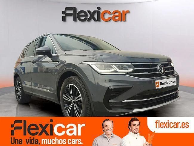 Gris Usado 2021 VW Tiguan Life SUV | 24.890 € (Buen precio) - Imagen 1/4