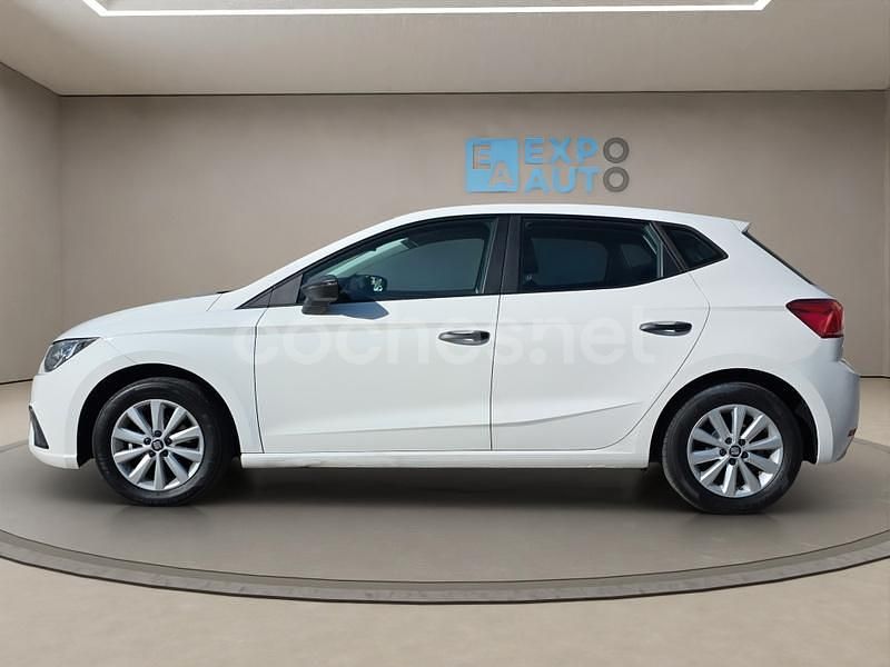 Usado Seat Ibiza Reference 80 CV (58 kW) 2019 Blanco Berlina