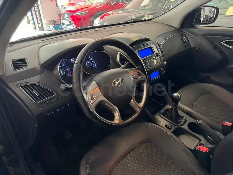 Usado Hyundai ix35 GLS 136 CV (100 kW) 2010 Negro SUV