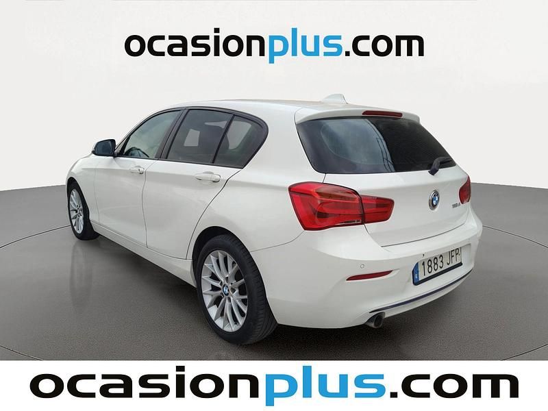 Usado BMW 118 150 CV (110 kW) 2015 Blanco Utilitario