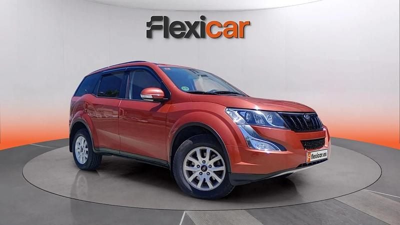 Usado Mahindra XUV500 140 CV (102 kW) 2018 Naranja SUV