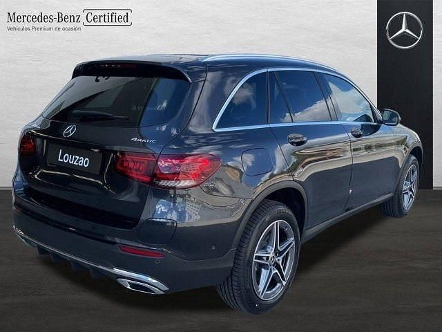 Usado Mercedes GLC300e AMG line 306 CV (225 kW) 2021 Gris grafito SUV