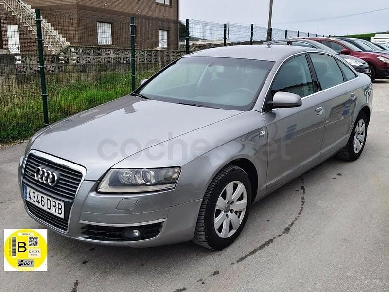 Usado Audi A6 225 CV (165 kW) 2005 Gris / plata Berlina
