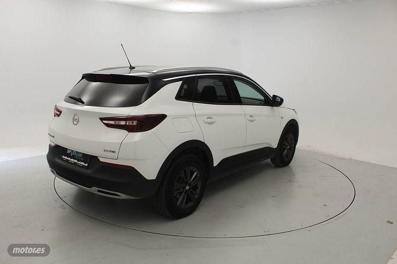 Usado Opel Grandland X Design Edition 130 CV (95 kW) 2021 Blanco SUV