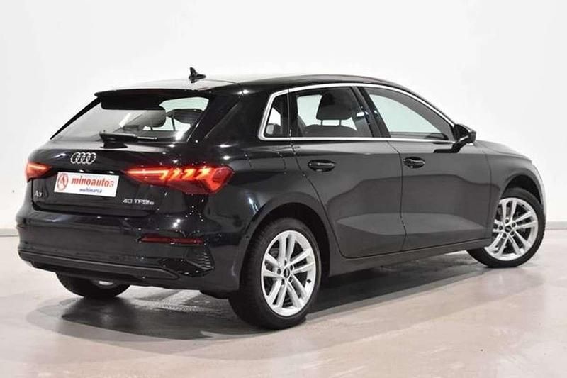 Usado Audi A3 e-tron Business 207 CV (152 kW) 2023 Negro Utilitario
