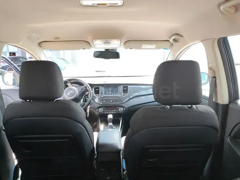 Usado Kia Carens 115 CV (84 kW) 2017 Azul Monovolumen