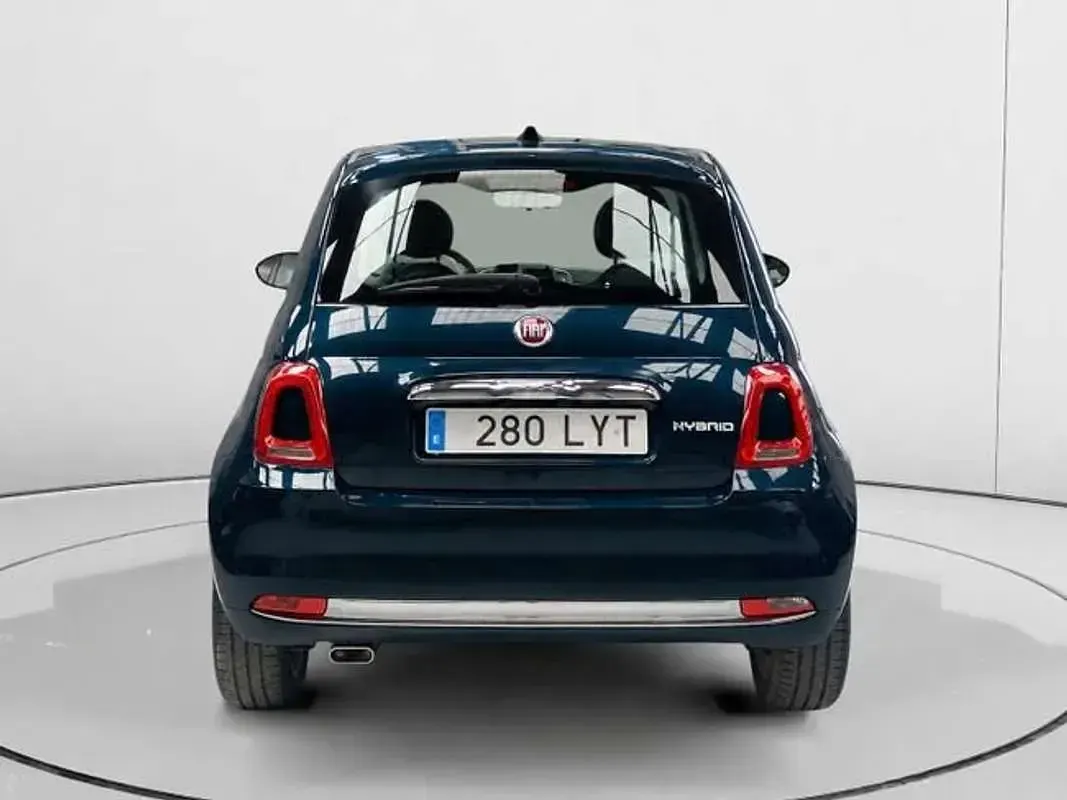 Usado Fiat 500 Dolcevita 71 CV (52 kW) 2022 Azul Utilitario