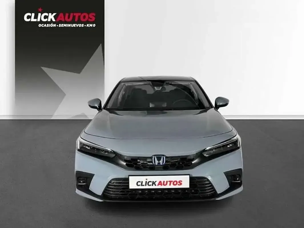 Usado Honda Civic Elegance 186 CV (136 kW) 2024 Gris Berlina