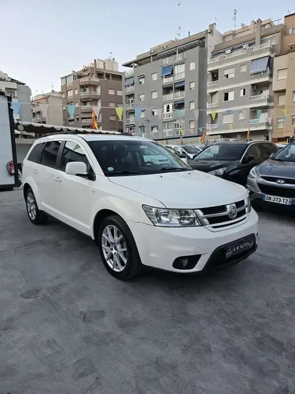 Usado Fiat Freemont 170 CV (125 kW) 2012 Blanco SUV