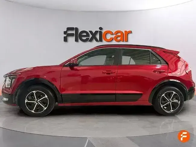 Usado Kia Niro 141 CV (103 kW) 2022 Rojo SUV