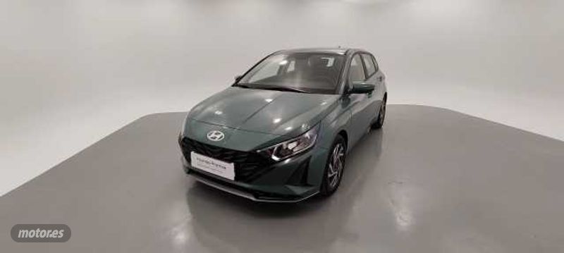 Verde Usado 2024 Hyundai i20 Berlina | 15.900 € (Buen precio) - Imagen 1/4