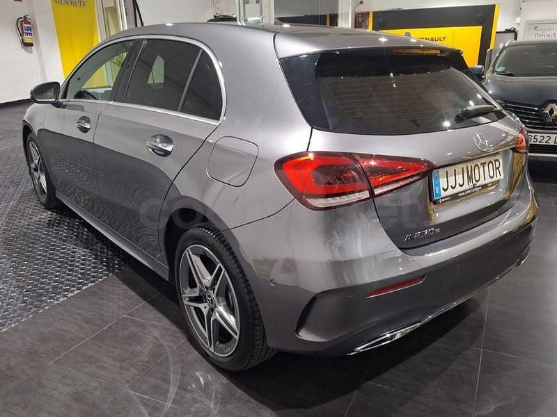 Usado Mercedes A250 218 CV (160 kW) 2022 Gris / plata Berlina