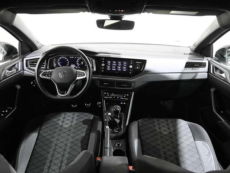 Usado VW Taigo R-line 110 CV (80 kW) 2023 Blanco SUV