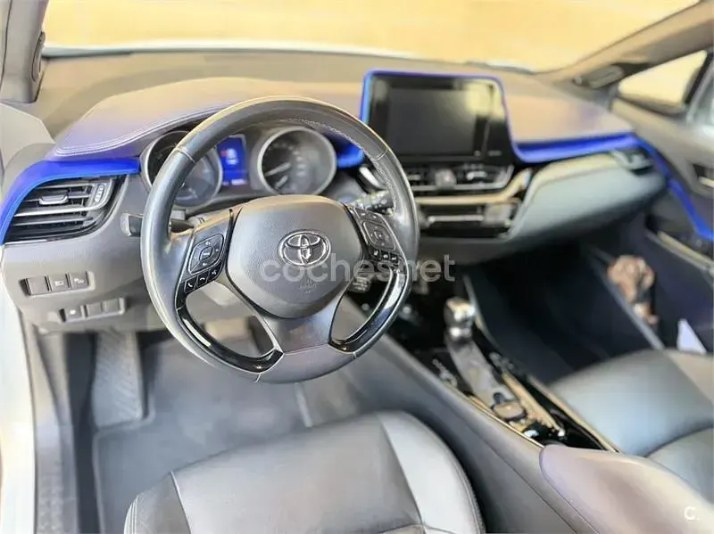 Usado Toyota C-HR Advance 122 CV (89 kW) 2018 Blanco SUV
