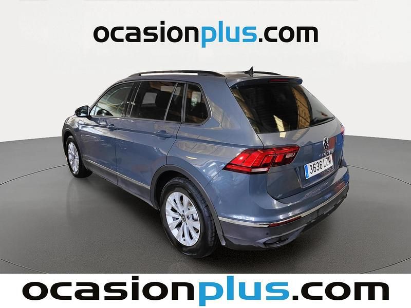Usado VW Tiguan 130 CV (95 kW) 2022 Gris SUV