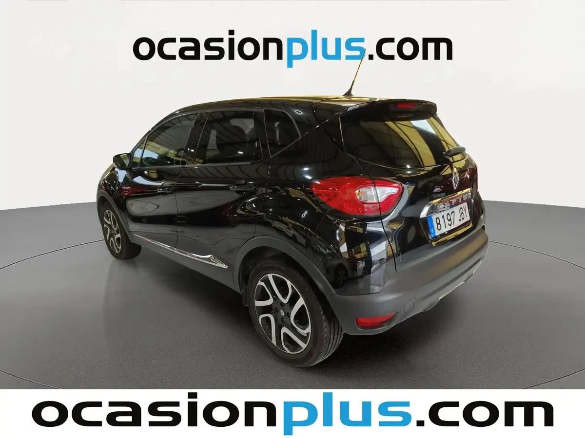 Usado Renault Captur Zen 90 CV (66 kW) 2015 Negro SUV