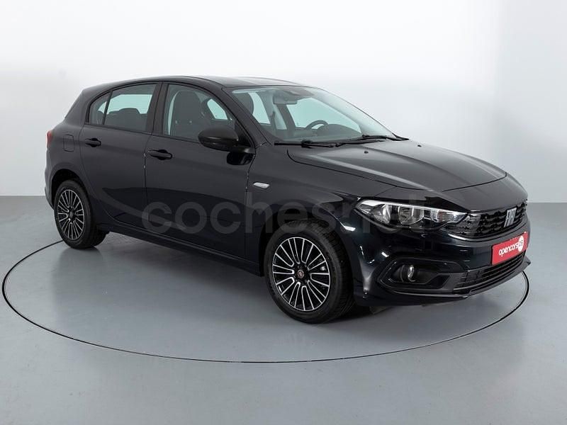 Usado Fiat Tipo 130 CV (95 kW) 2022 Negro Berlina
