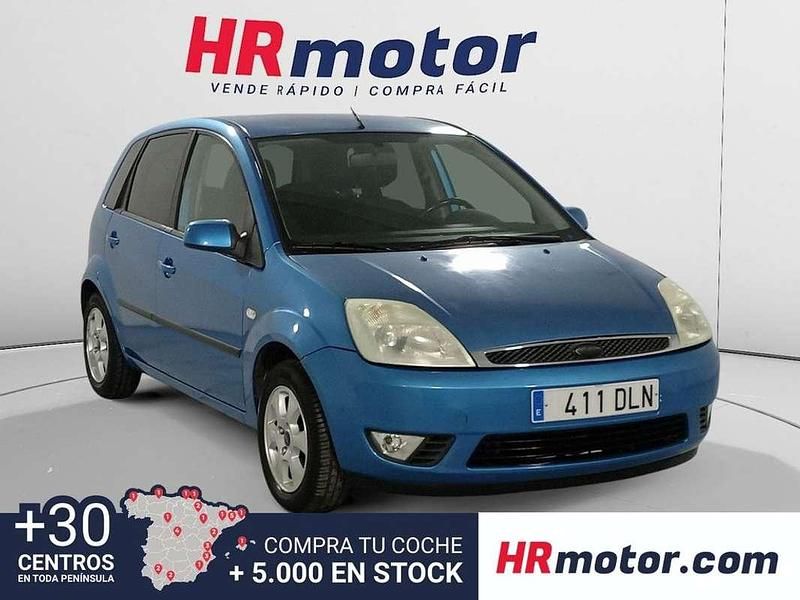Azul Usado 2005 Ford Fiesta Trend Utilitario | 2890 € (Precio justo) - Imagen 1/4