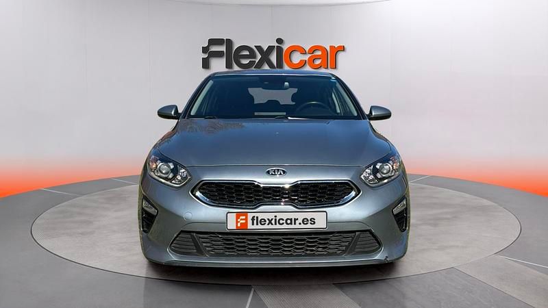 Usado Kia Ceed 140 CV (102 kW) 2020 Gris Utilitario