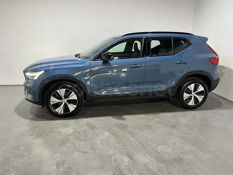 Usado Volvo XC40 Plus 163 CV (119 kW) 2023 Azul SUV