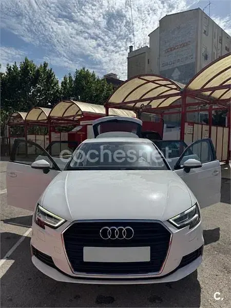 Usado Audi A3 116 CV (85 kW) 2020 Blanco Berlina