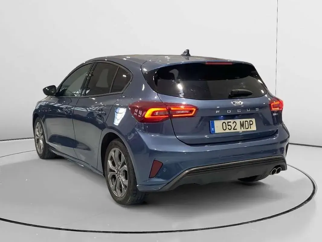 Usado Ford Focus ST-Line X 125 CV (91 kW) 2023 Azul Utilitario