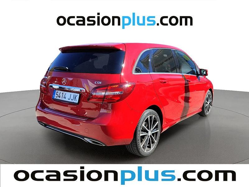 Occasion Mercedes B200 136 PK (100 kW) 2015 Rood MPV