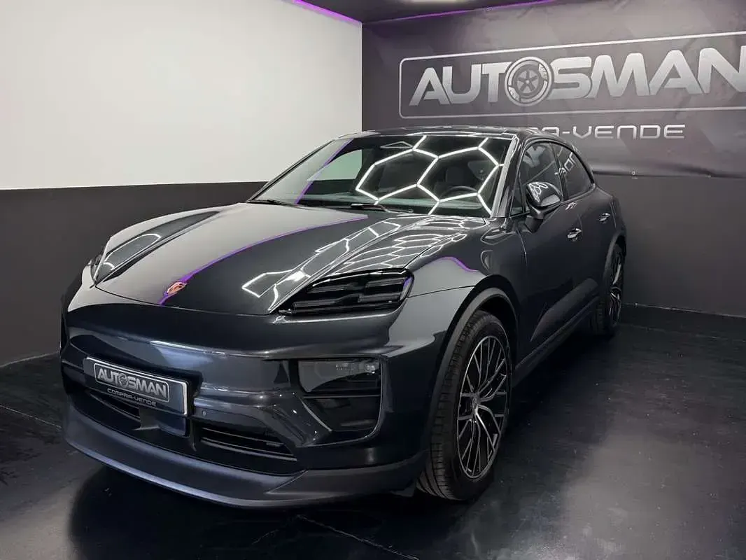 Usado Porsche Macan 264 kW (359 CV) 2025 Gris SUV