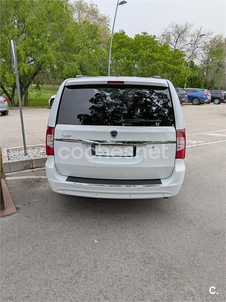 Usado Lancia Voyager S 177 CV (130 kW) 2015 Blanco Monovolumen