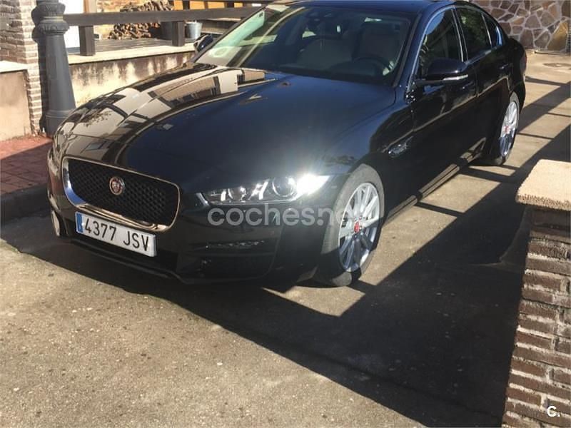 Negro Usado 2016 Jaguar XE Pure Berlina | 14.900 € (Precio justo) - Imagen 1/2