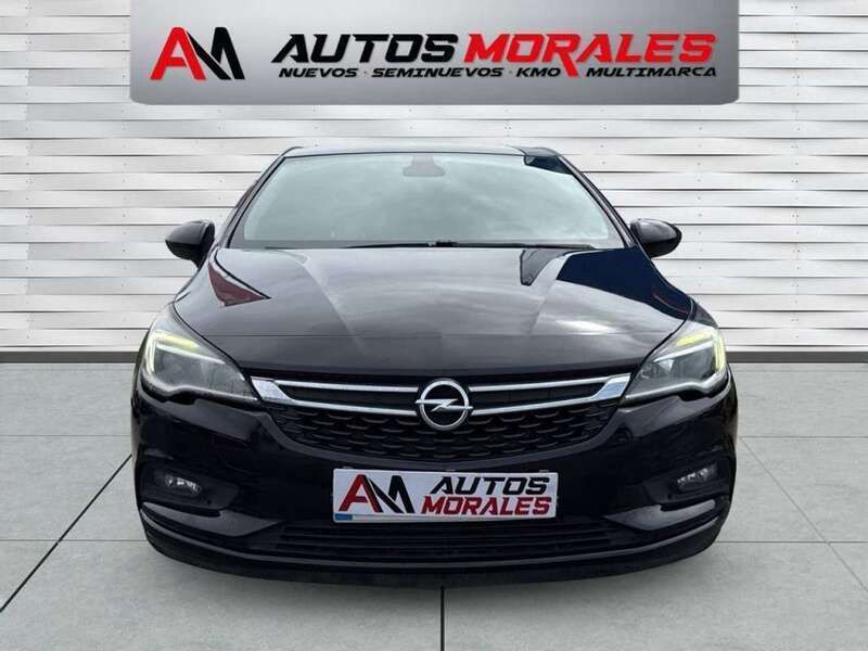 Usado Opel Astra Business 110 CV (80 kW) 2016 Negro Utilitario