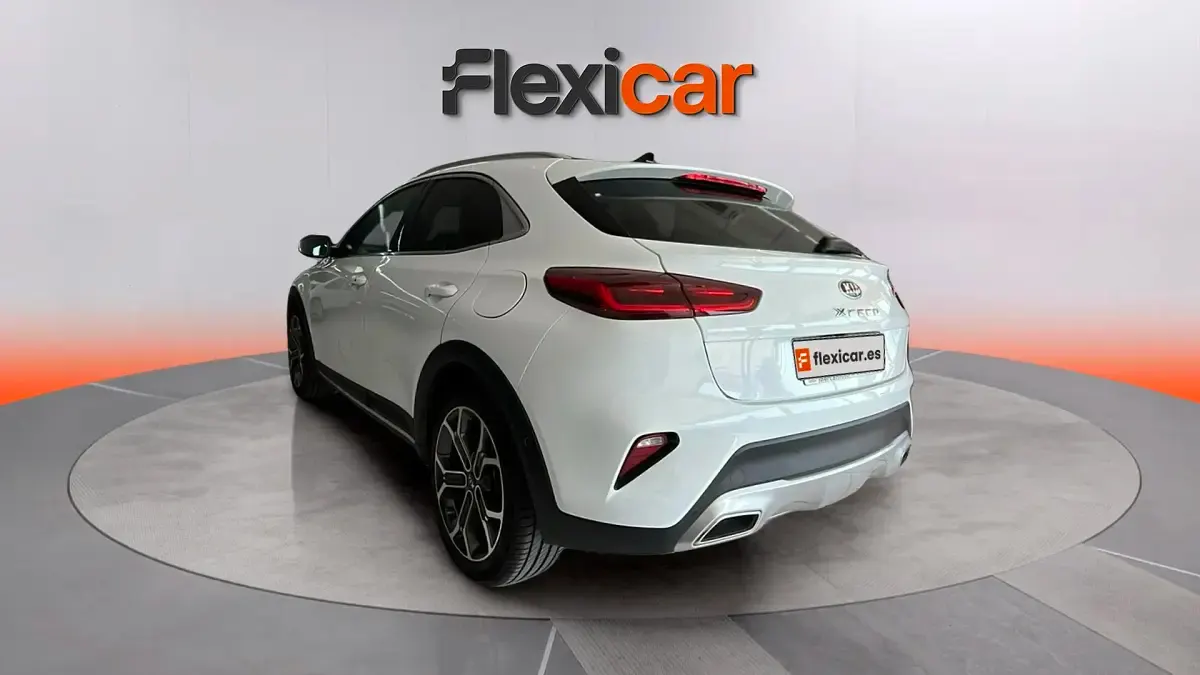 Usado Kia XCeed 120 CV (88 kW) 2019 Blanco SUV