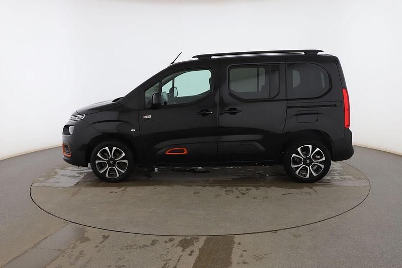 Usado Citroën Berlingo Business Class 102 CV (75 kW) 2022 Negro Monovolumen