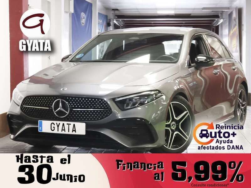 Gris Usado 2023 Mercedes A200 Utilitario | 28.990 € (Buen precio) - Imagen 1/4