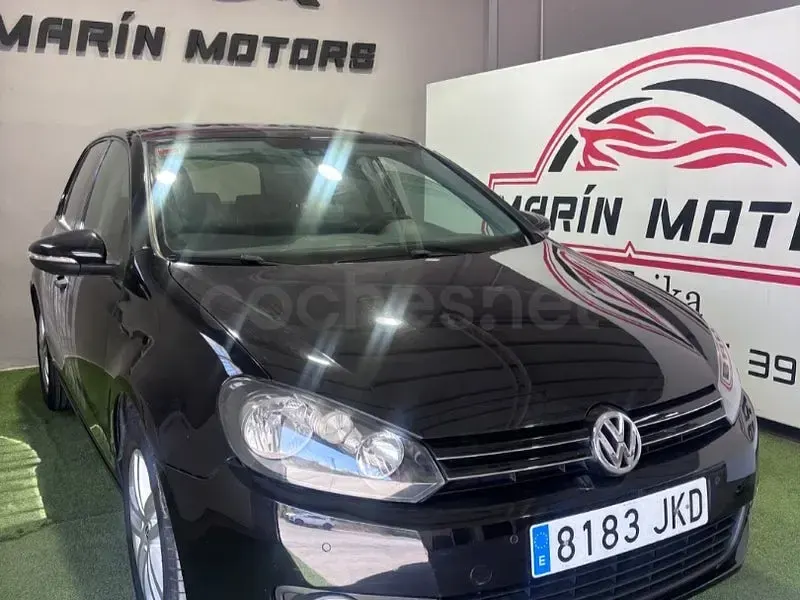 Usado VW Golf VI 105 CV (77 kW) 2010 Negro Utilitario