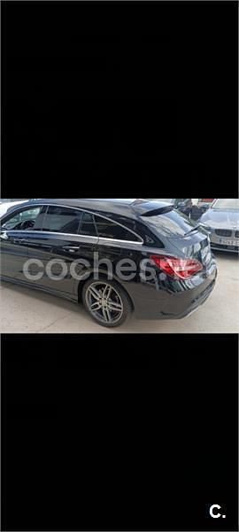 Usado Mercedes CLA200 Shooting Brake 136 CV (100 kW) 2017 Negro Familiar