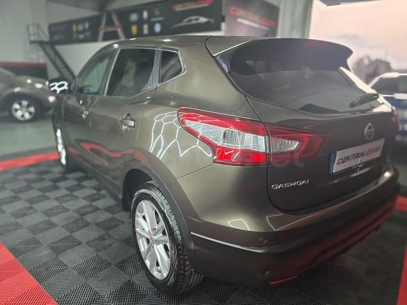 Usado Nissan Qashqai N-TEC 115 CV (84 kW) 2014 Marrón SUV
