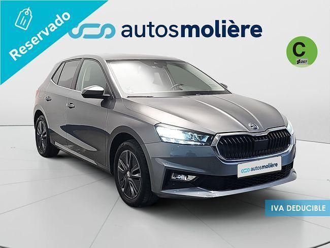 Usado Skoda Fabia Selection 95 CV (69 kW) 2024 Gris Utilitario