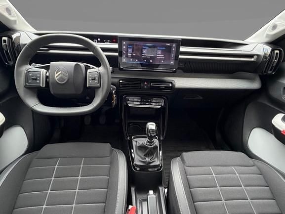 Usado Citroën C3 100 CV (73 kW) 2025 Negro perla nera Utilitario